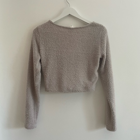 H&M Wrap Top - Picture 2 of 3